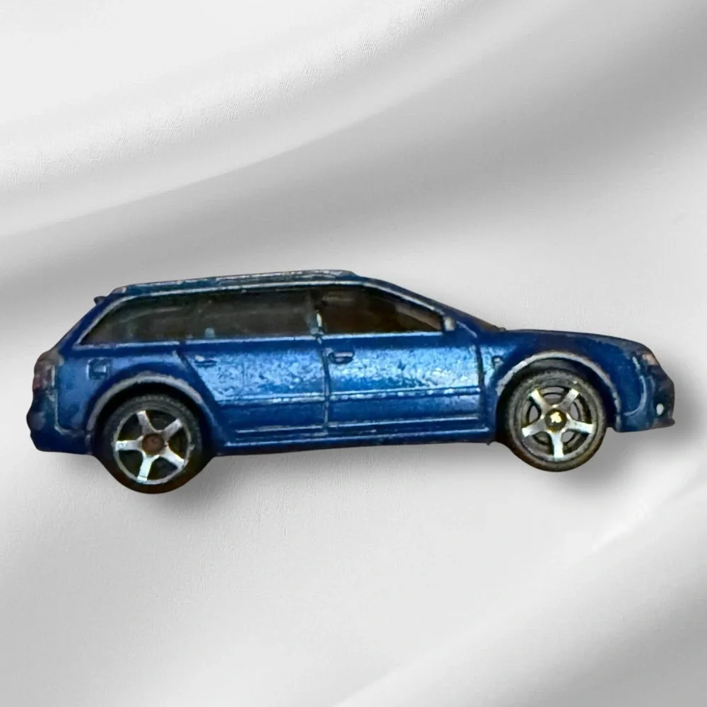 2017 Mattel Matchbox Blue Audi‎ RS6 Avant, Made in Thailand 2006